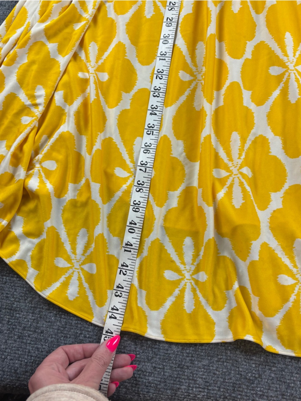 DIANE VON FURSTENBERG Women’s DVF Naro Silk blend Yellow floral halter Dress - 4 - Picture 11 of 11